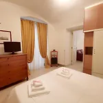 Scesa San Michele Apartamento *
