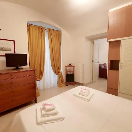 Scesa San Michele Apartment *